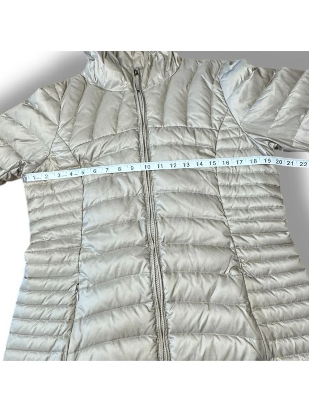 Eddie Bauer Champagne 80% Down Puffer Coat Preppy Quilted Winter Women’s Sz L